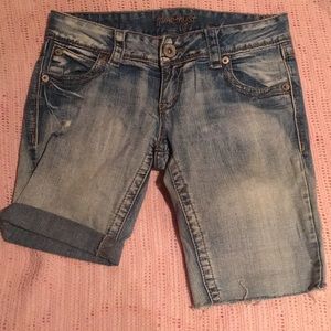 Amethyst Cut Off Bermuda Shorts